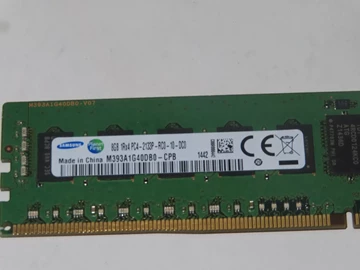 Samsung M393A1G40DB0-CPB0Q 8GB PC4-17000 DDR4 -2133MT/s 1RX4 ECC Memory