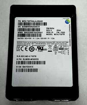 Samsung PM1643A MZILT30THALA-00AHI SSD 30.72 TB SAS 12Gb/s Refurbished