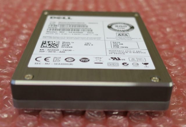 Samsung MZ-5EA2000-0D3 SM825 200gb SATA 3Gbps 2.5inch SSD